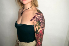 therisnell-neotradycyjny-kolorowy-kwiaty-tatuaz-na-rece-rekaw-2-wroclaw